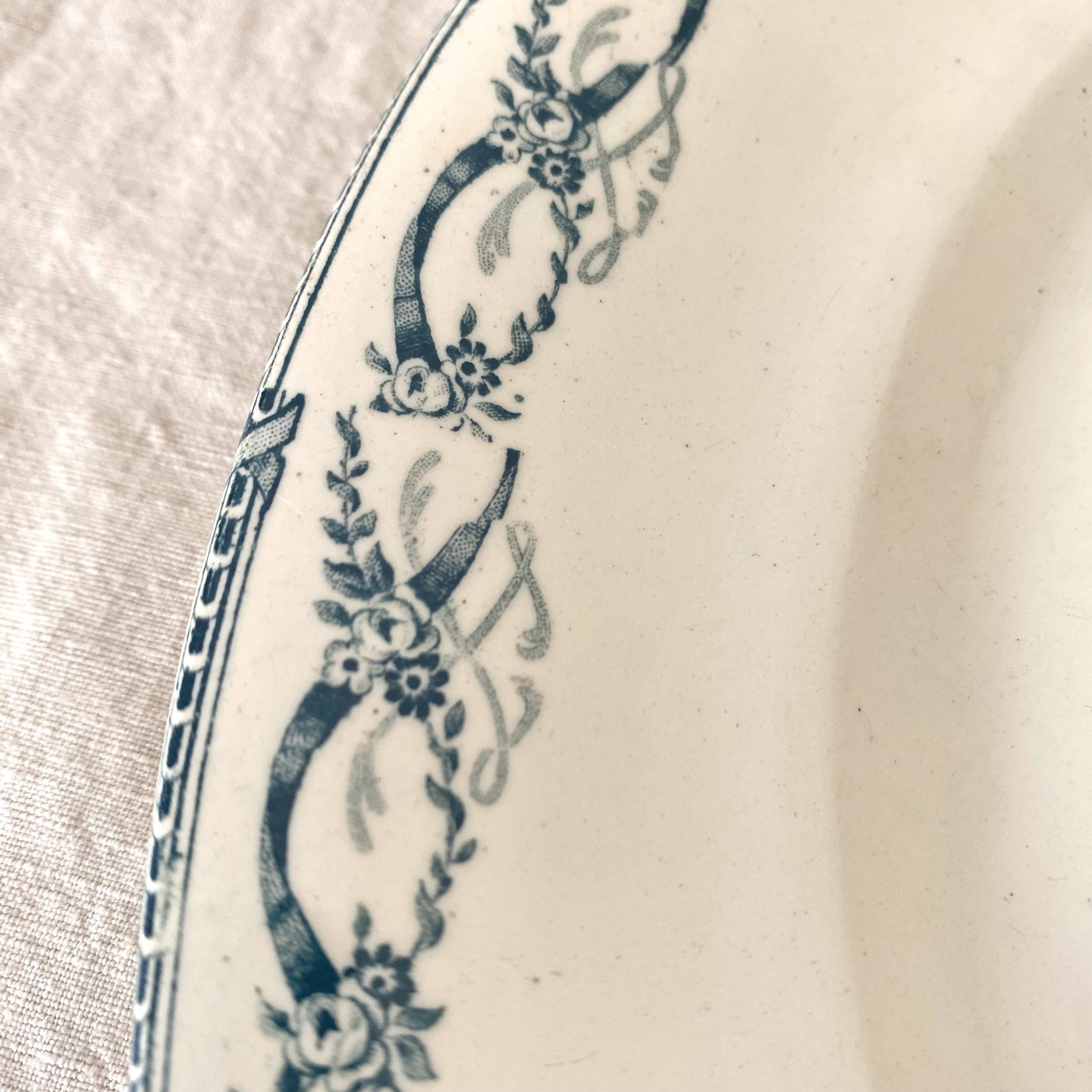 Set of ironstone dishes Salins France Régamier