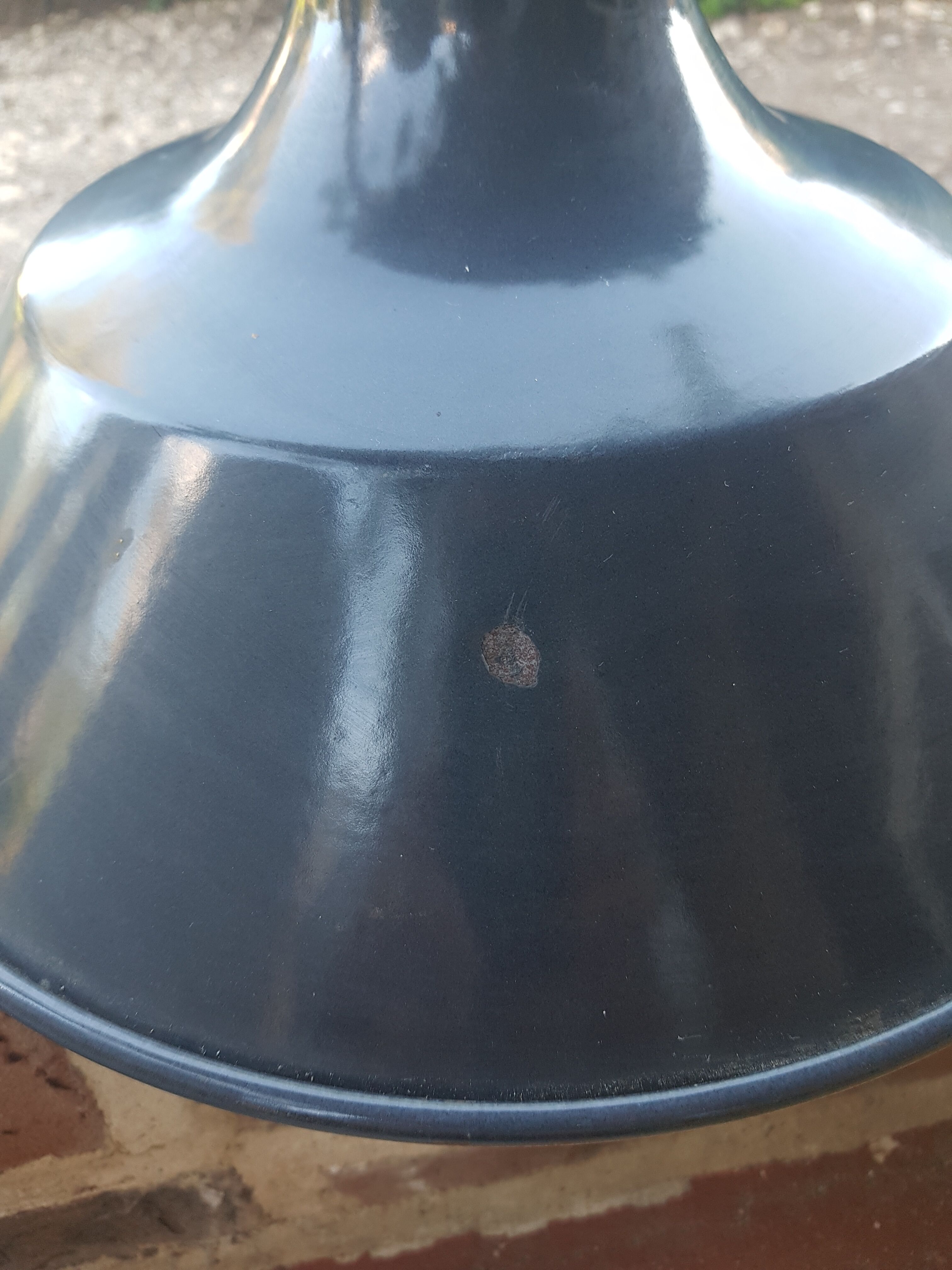 Suspension lampshade old industrial bowl