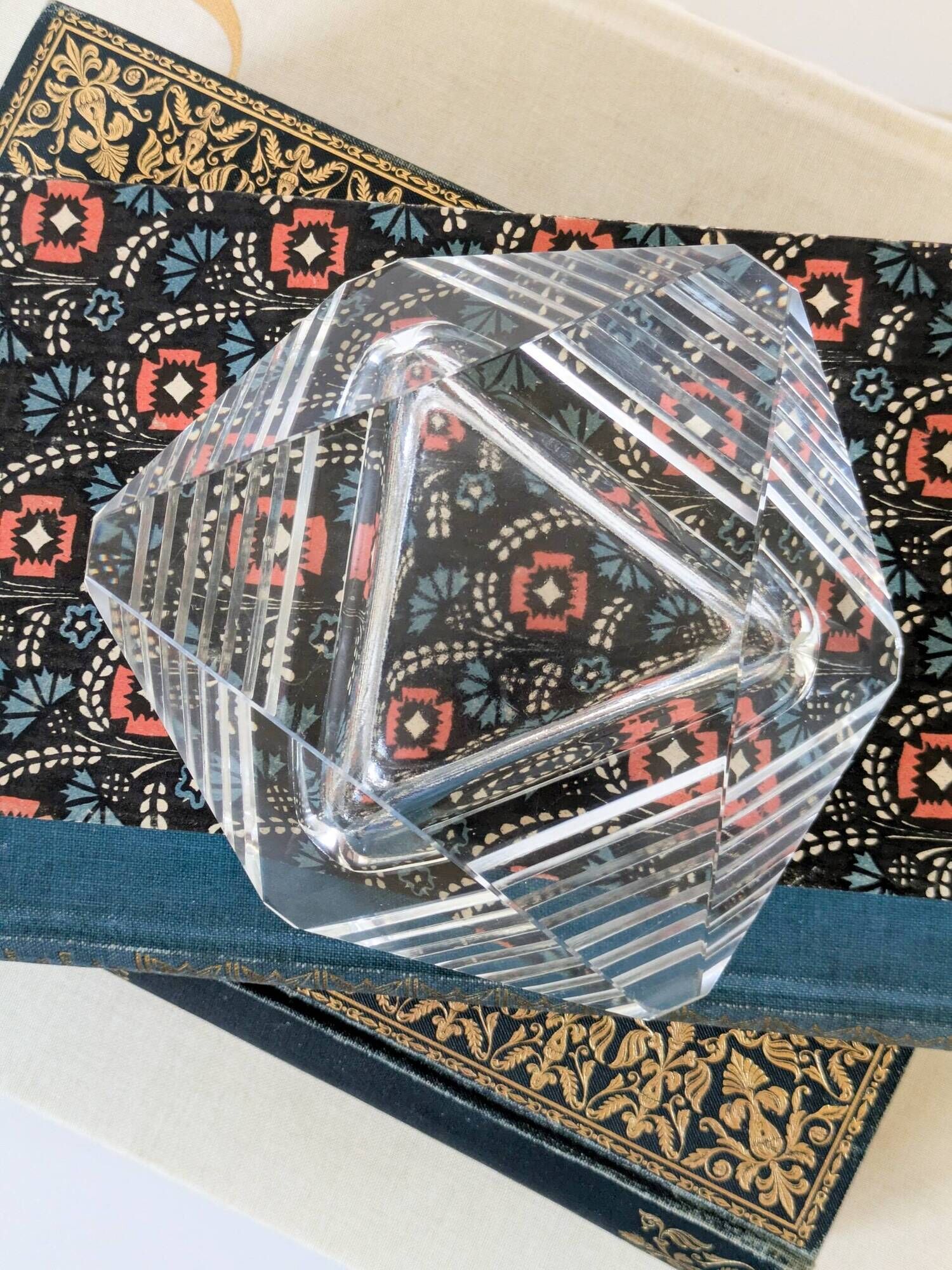 Ashtray pocket tray faceted glass Murano Midcentury style