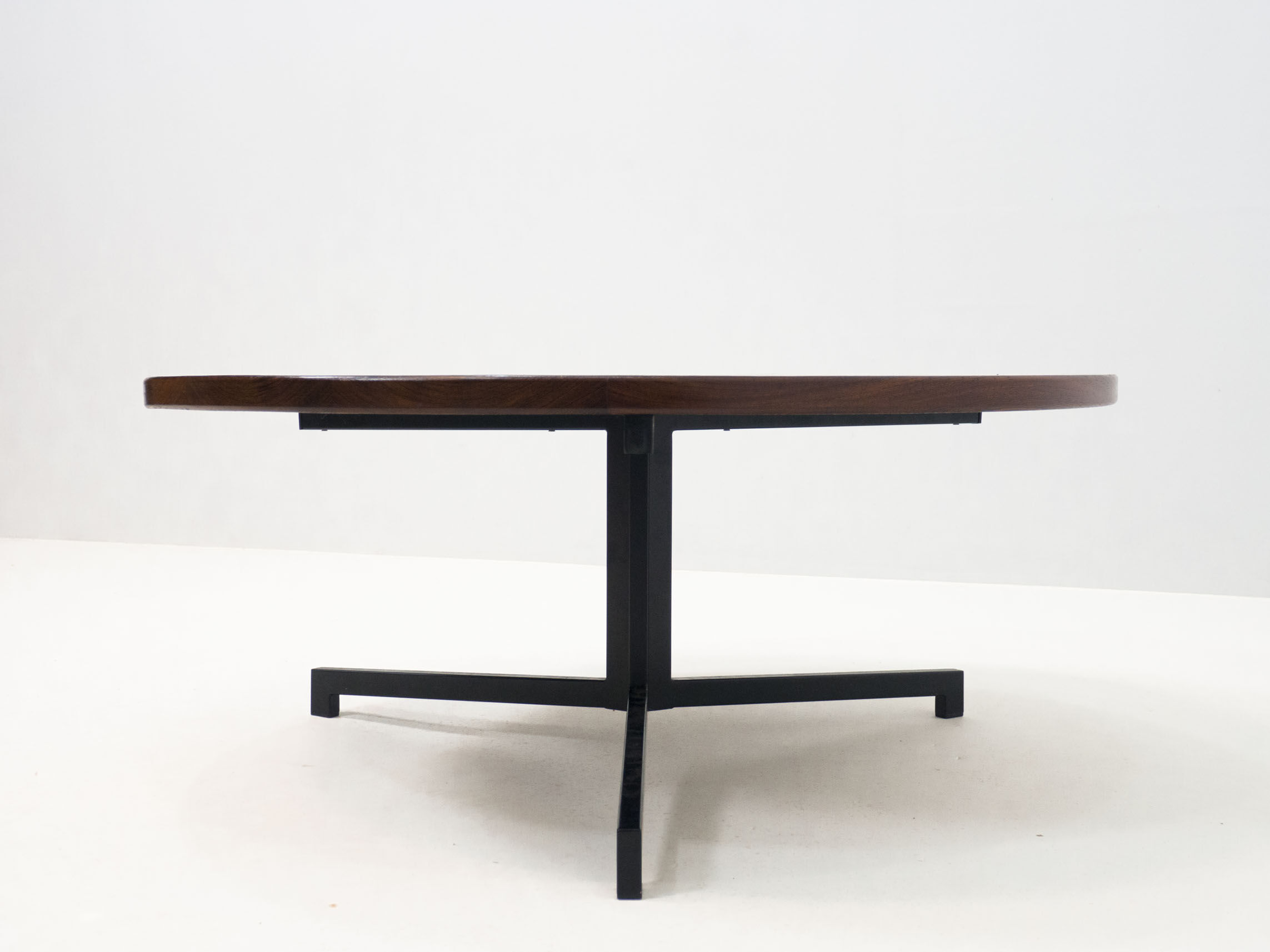 Vintage round wengé coffee table