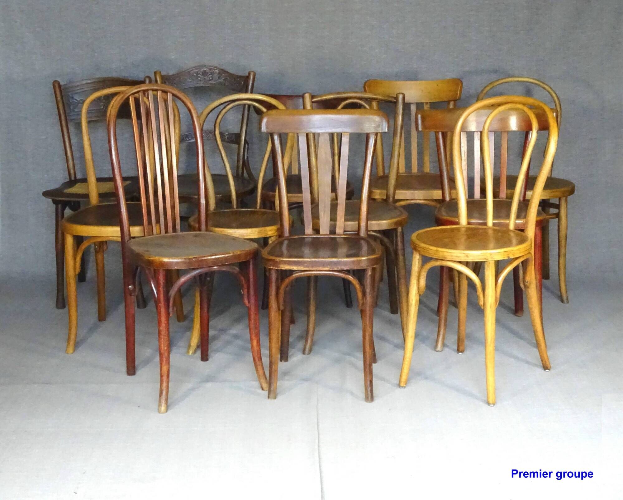 Set of 24 mismatched bistro chairs, curved wood, 1920 to 1955 Thonet...