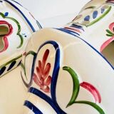 2 Vintage ceramic wall lights