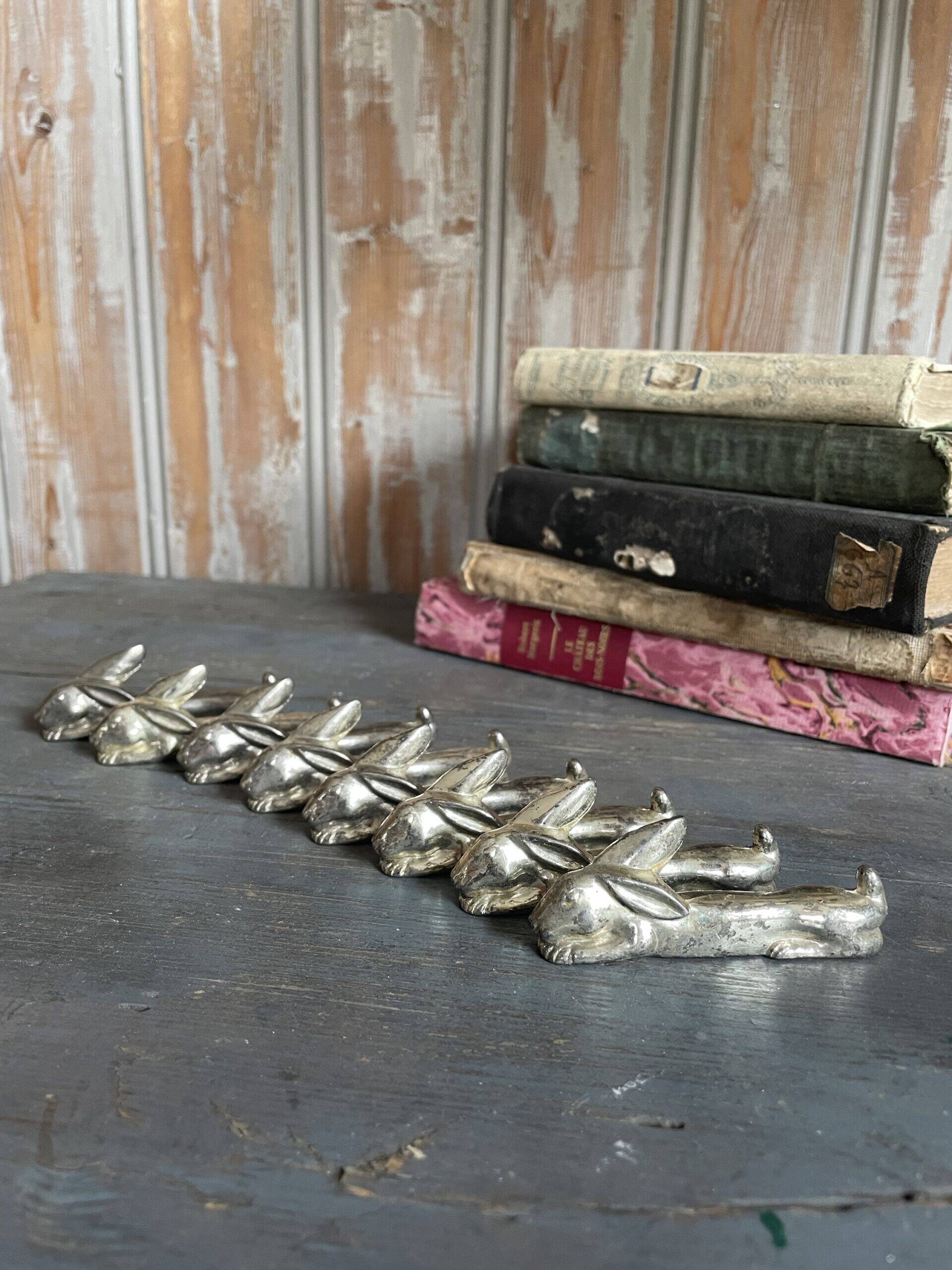 8 rabbit knife holders