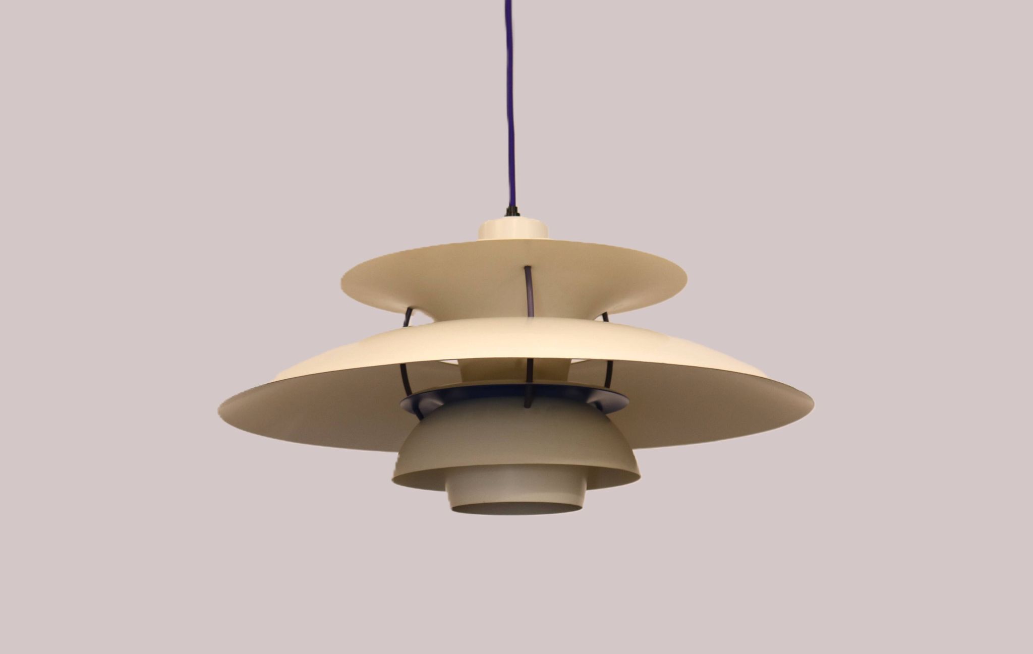Le véritable produit danois - suspension PH5 - couleur blanche originale - Louis Poulsen