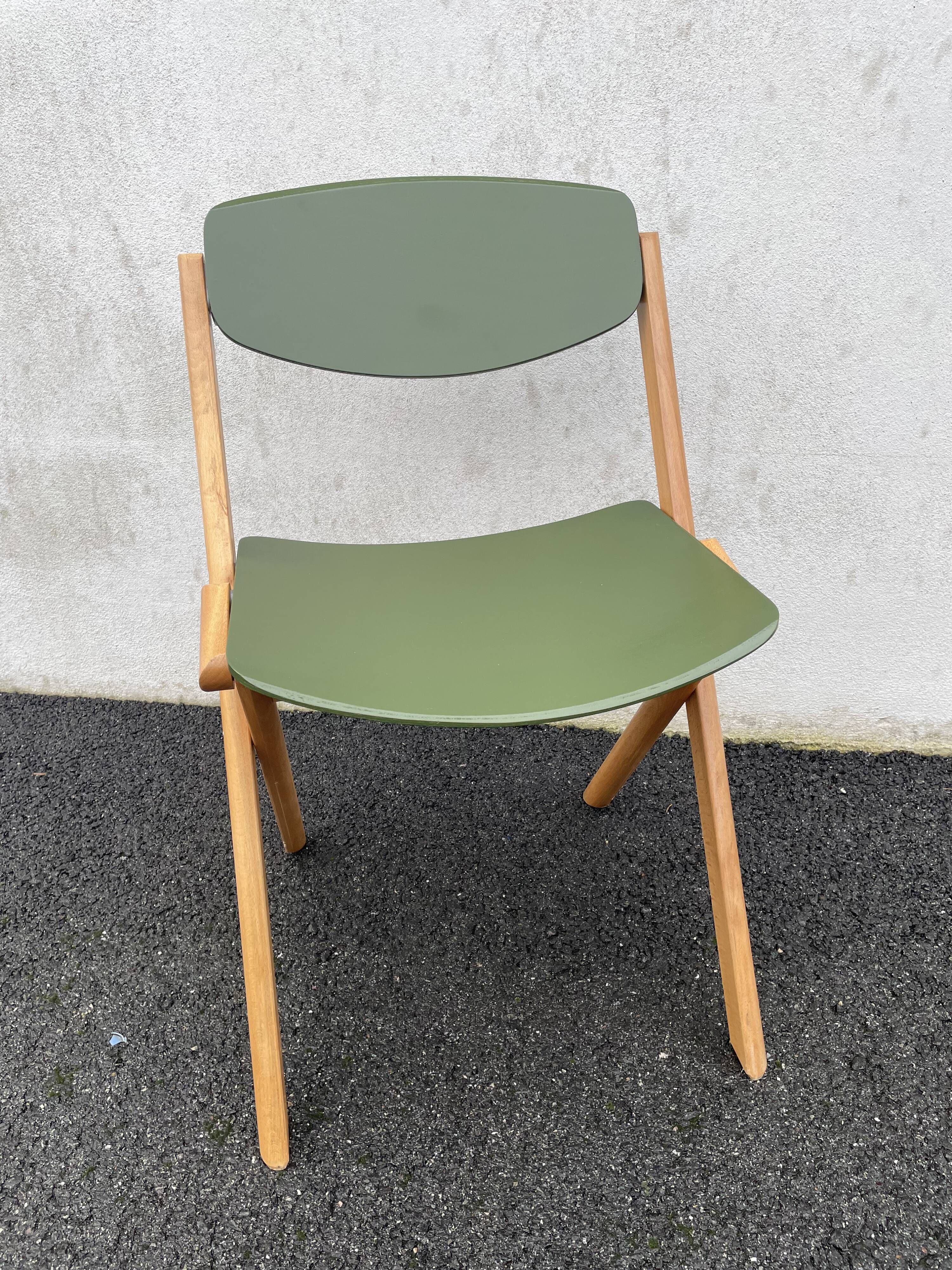 Jean-claude duboys folding chairs from the 80s