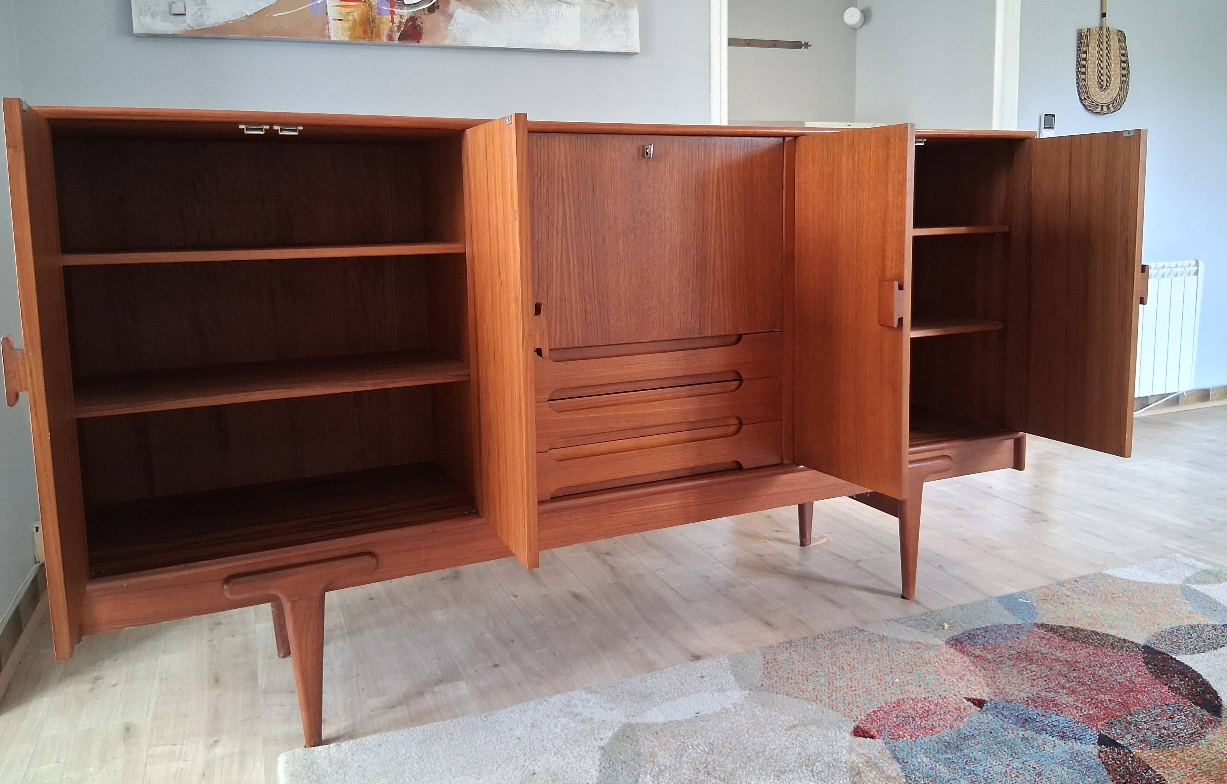 Enfilade scandinave ejvind johansson années 60