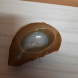 Empty stone pocket