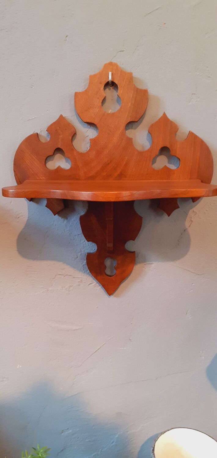 Pair of shelves late nineteenth century in solid walnut style Gothic