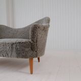 Mid-century modern canapé in sheepskin / shearling model 'Samspel' by Carl Malmsten, 1956