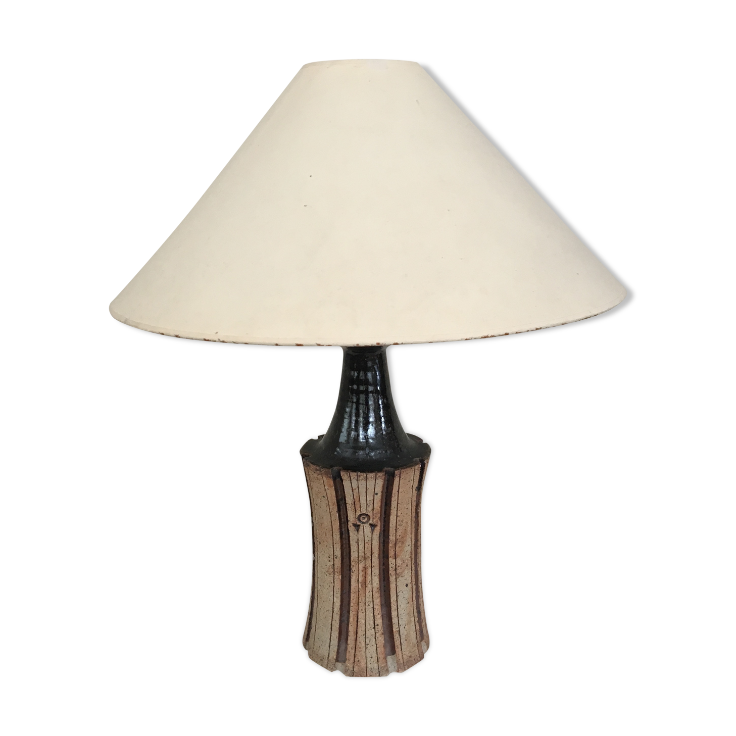 Sandstone table lamp