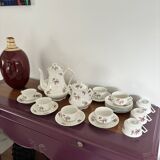 Service à thé « fleurs » en porcelaine de Limoges