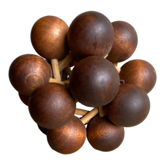 Wooden atom