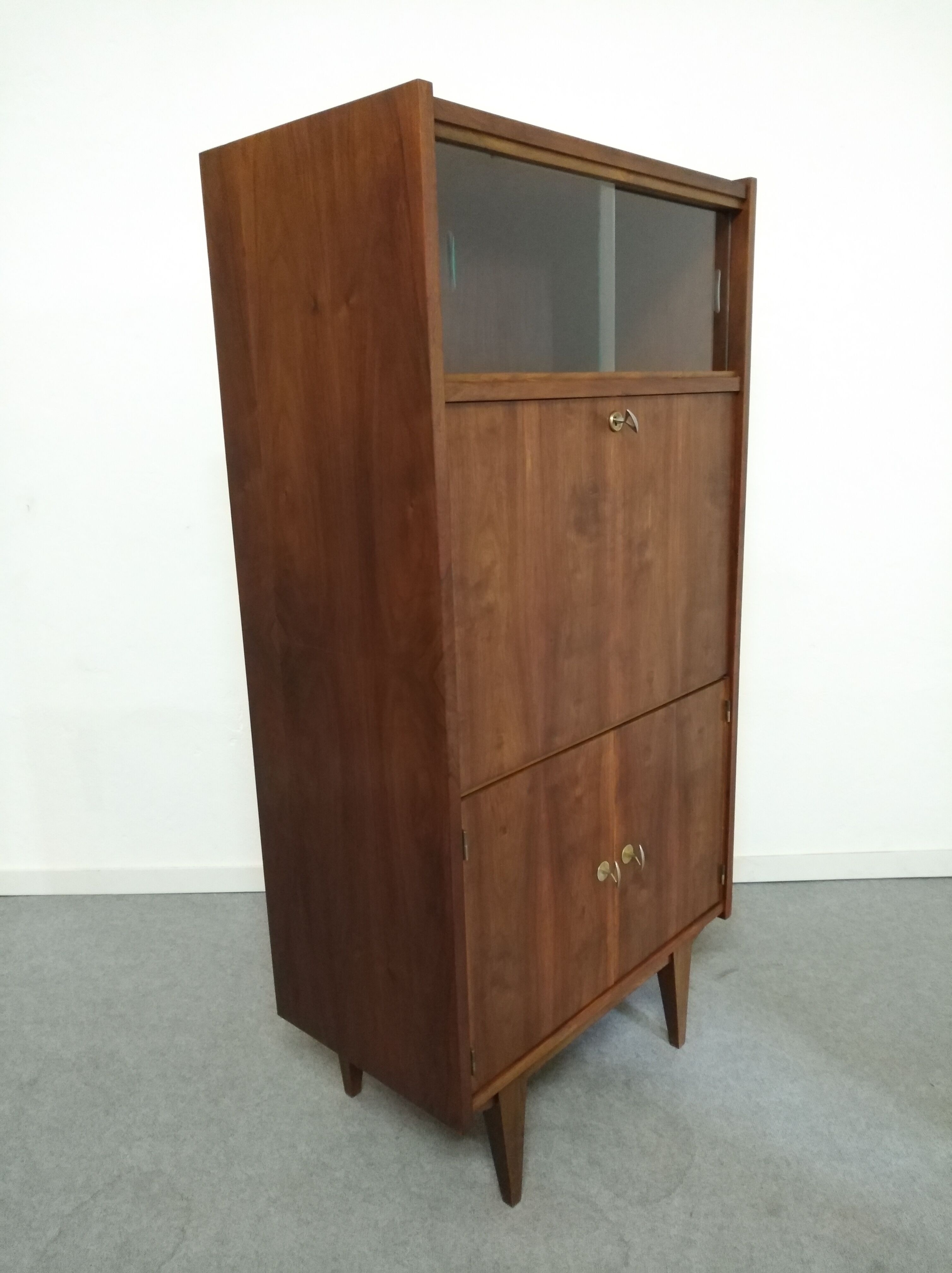 Office Secretary of the 50s/60s