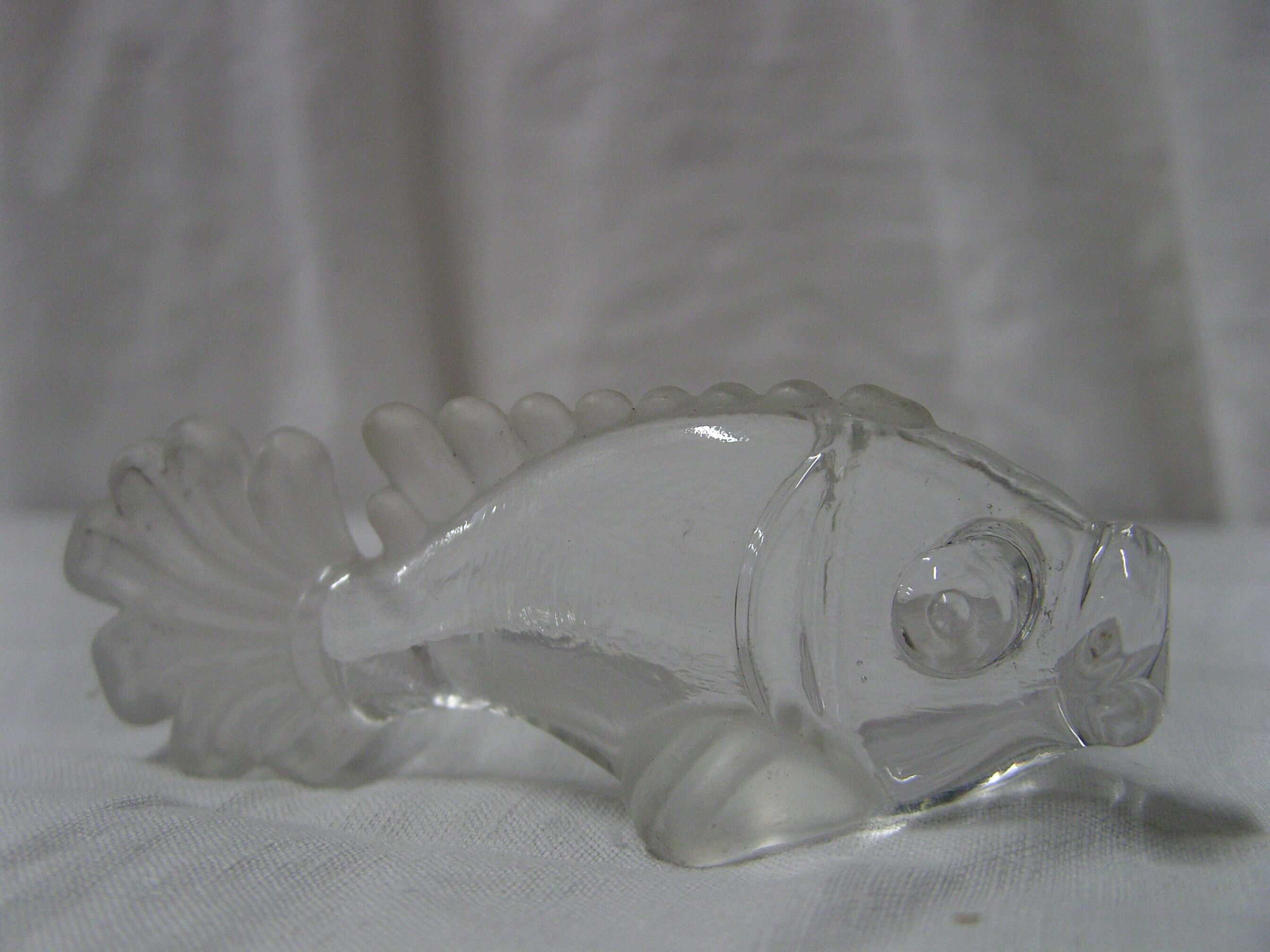 6 vintage animal glass knife holders