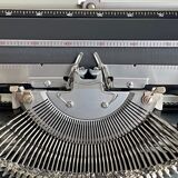 Brother deluxe 800 typewriter