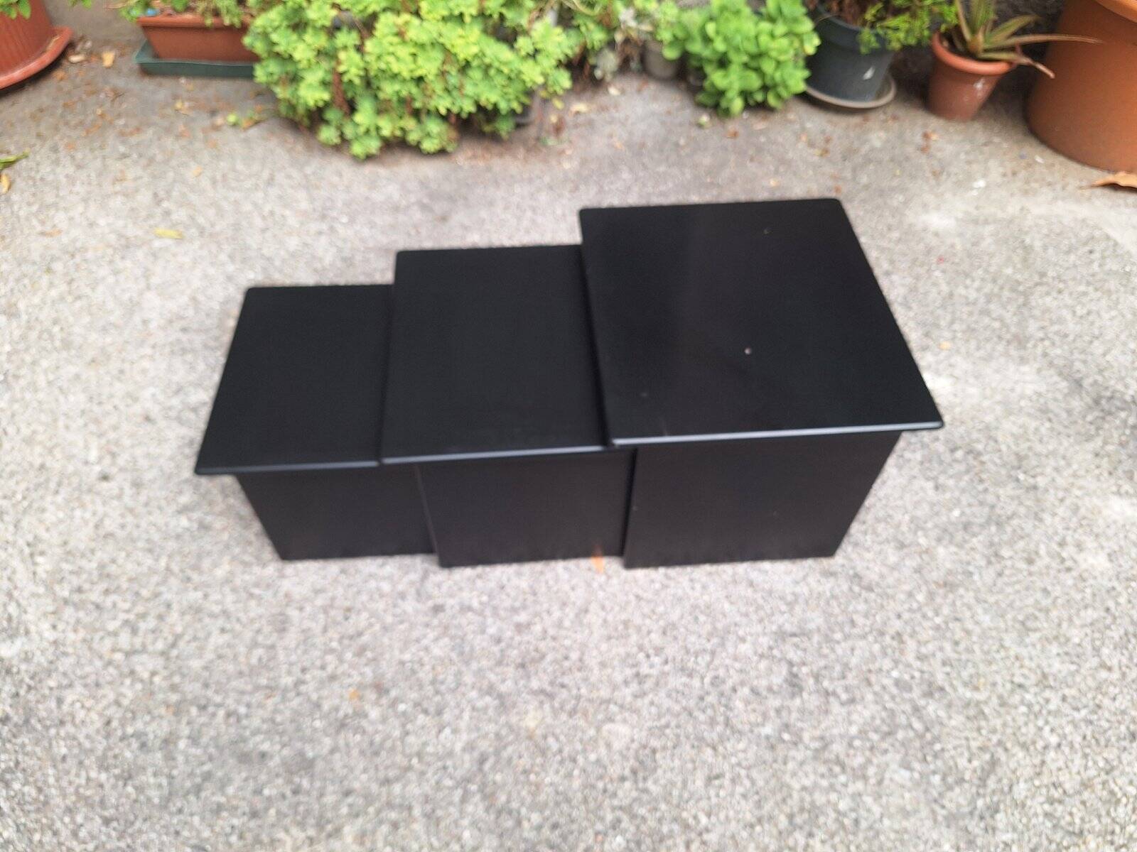 Tables gigognes en bois laqué noir, années 1980, ensemble de 3