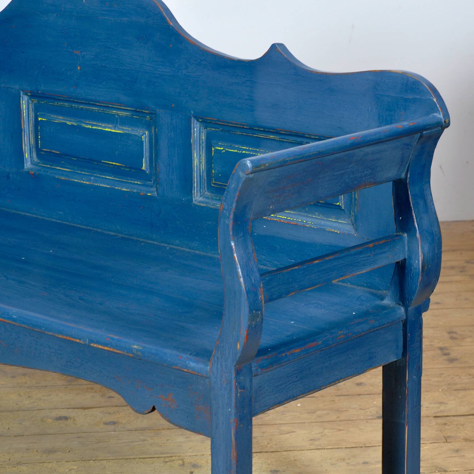 Antique pine bench, 1900s