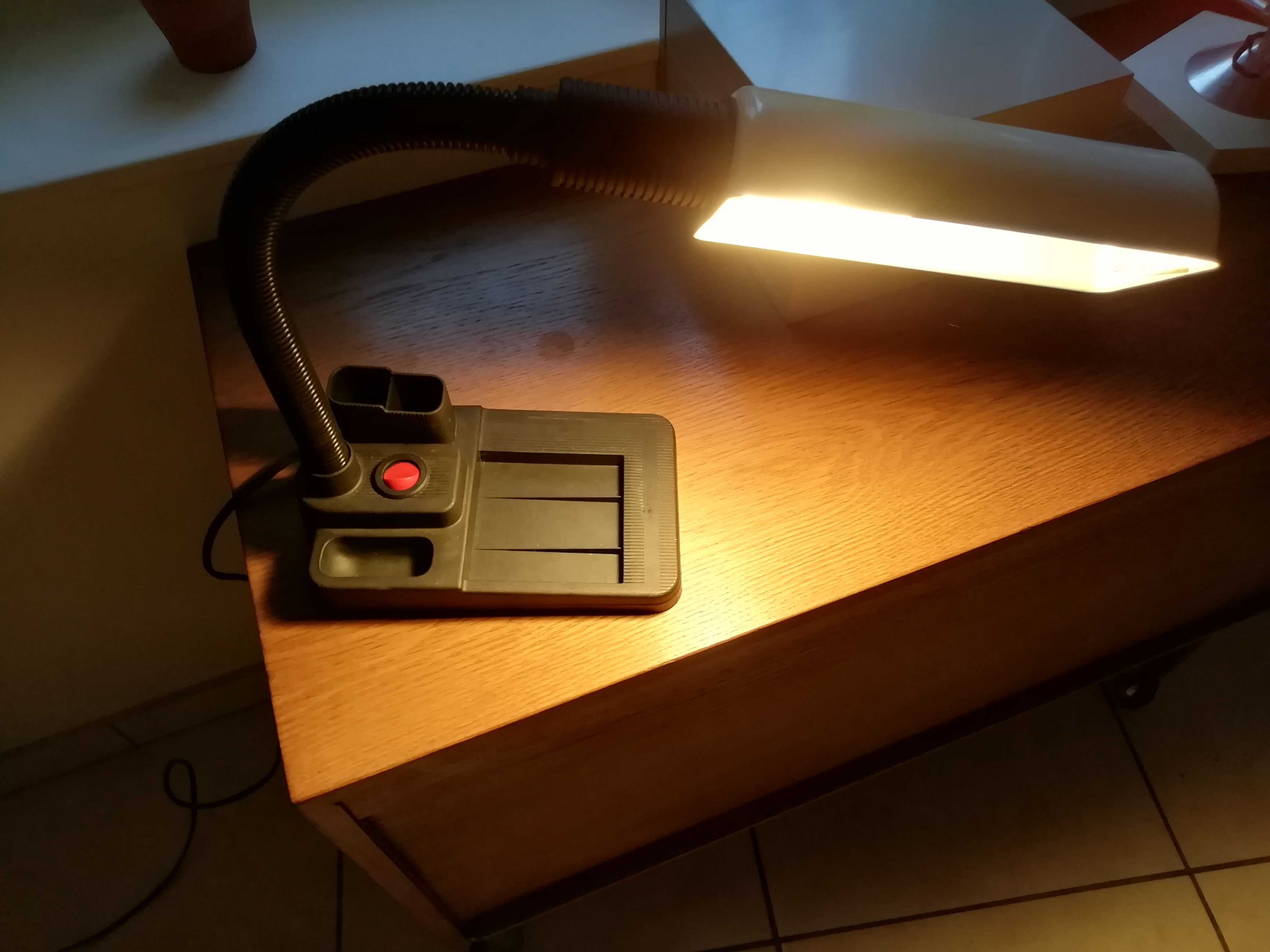 Nuova Veneta Lumi 70s desk lamp