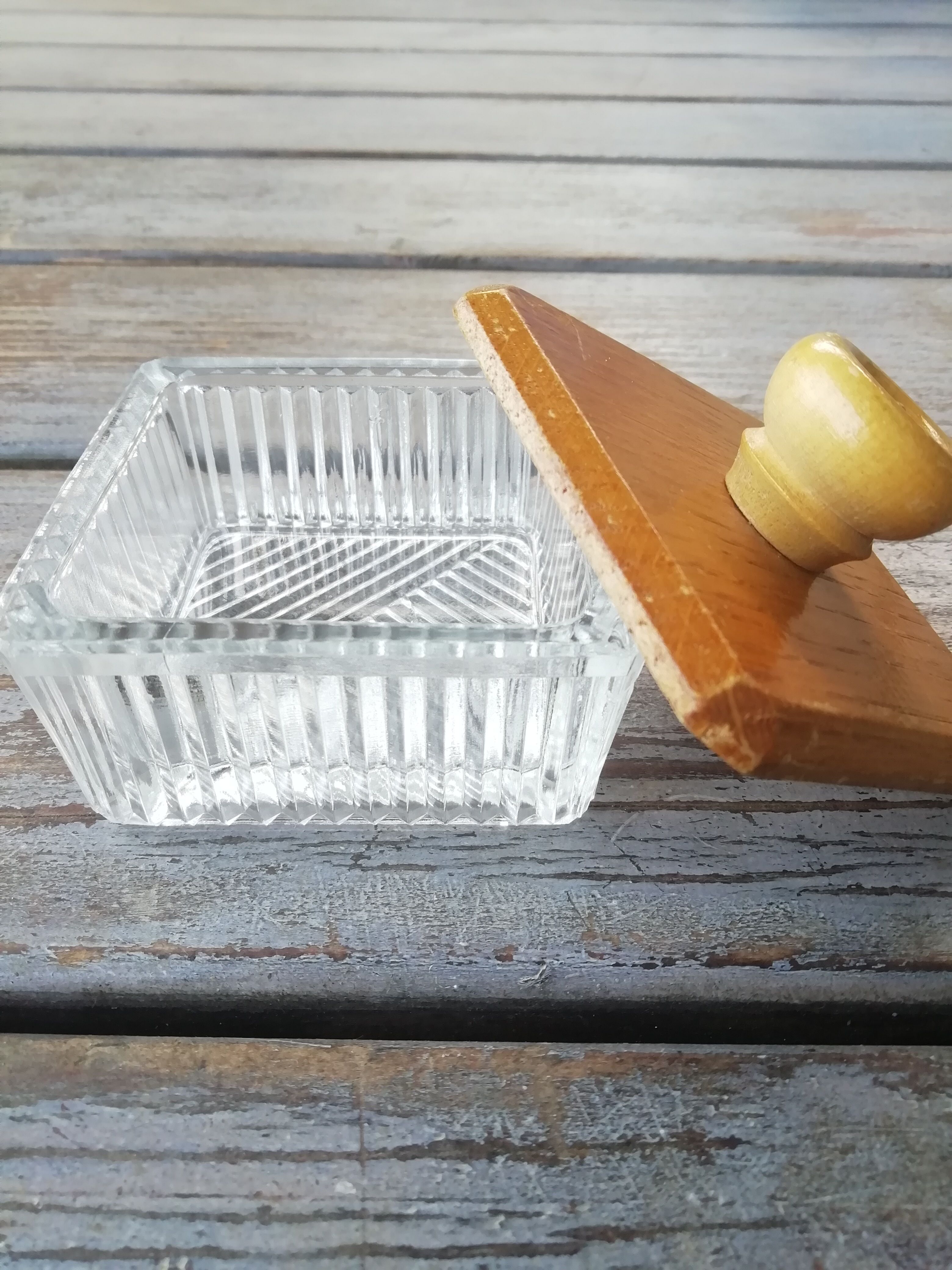 Ramequin chiseled glass