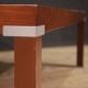 Superbe table de salon au design des années 80