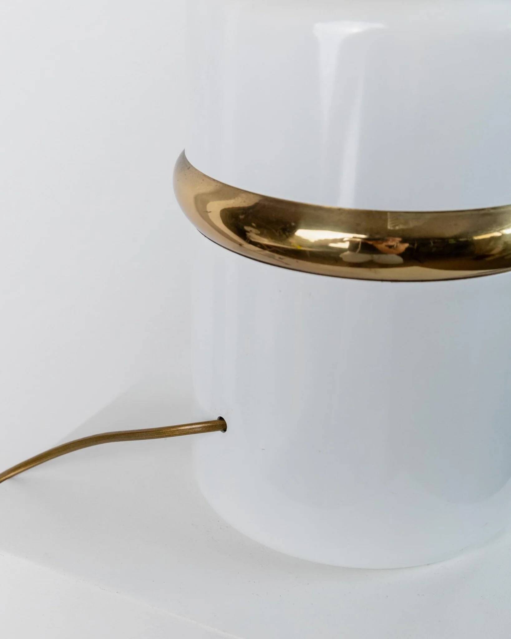 Vintage Murano glass table lamp – white, gold metal base, frosted glass shade – Italy 1980s