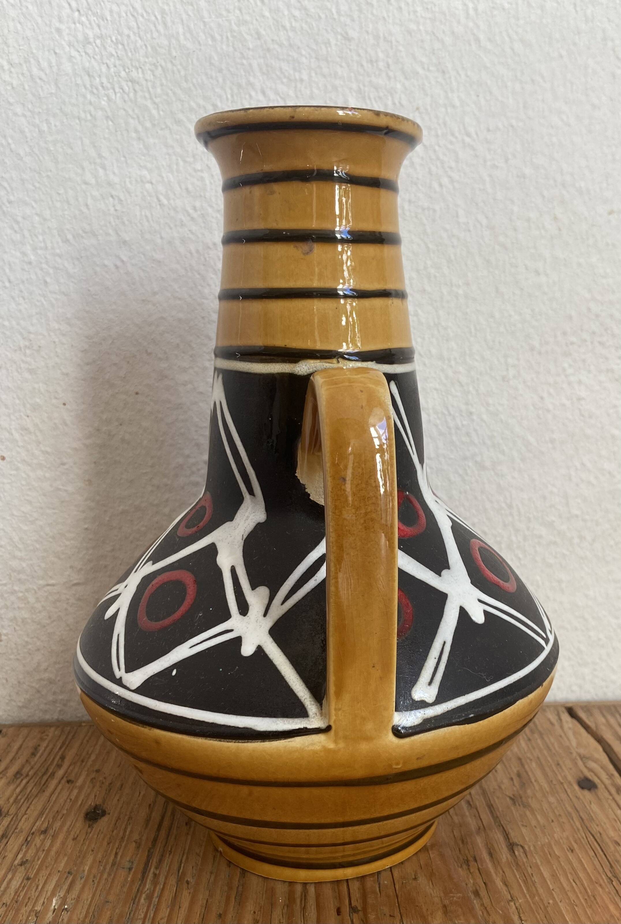 Vase from West Germany in ceramic from the 1960s.