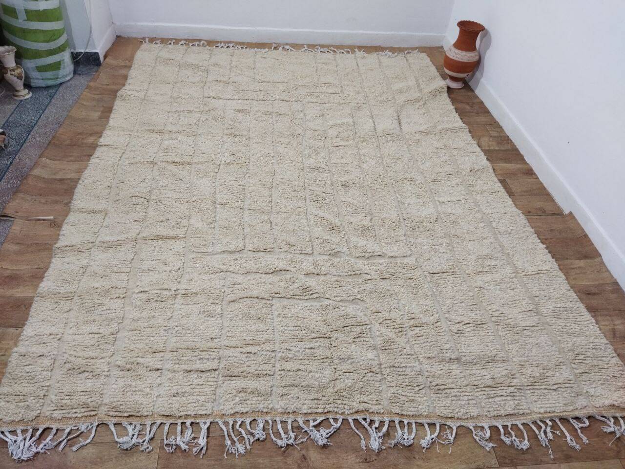 Handmade moroccan berber rug 345 x 257 cm