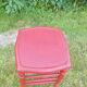 Tabouret haut en bois tourné