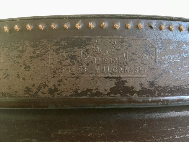 Vulcanized fiber imperiala hat case