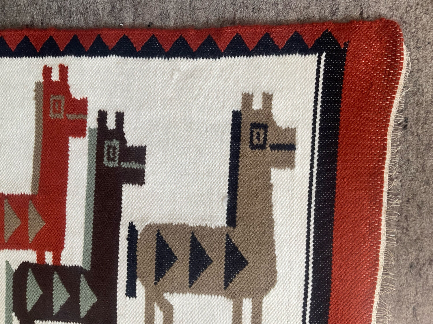 Vintage woven wool Kilim rug
