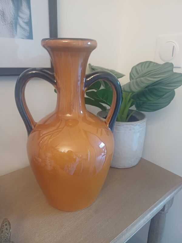 Vase en céramique vernissée signé “Lézignan”, France années 1960-70