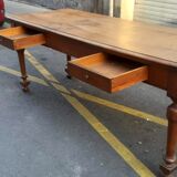 Farm table