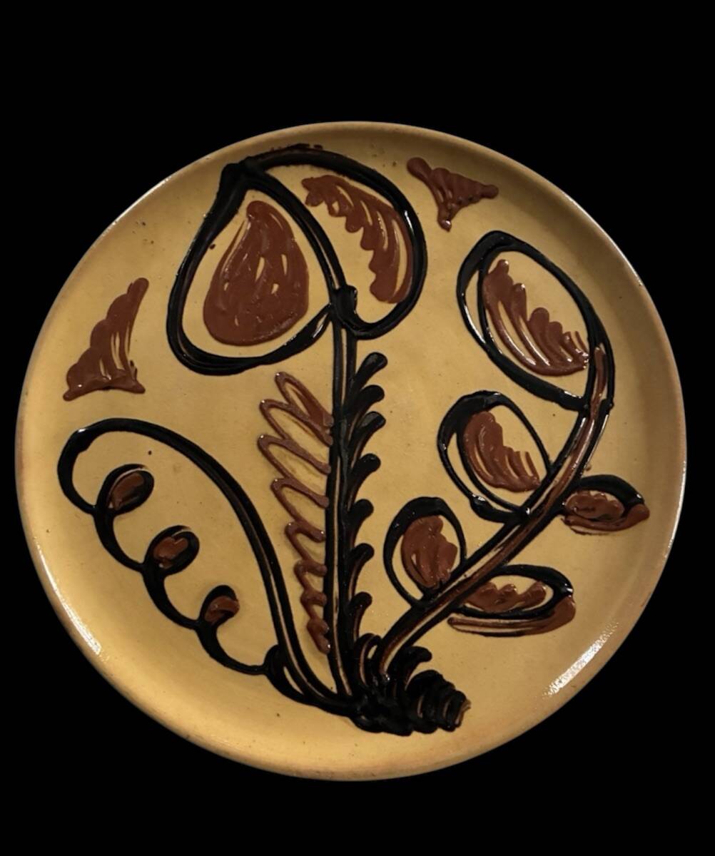Large decorative abstract terracotta plate