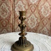 Bougeoir ancien en bronze doré