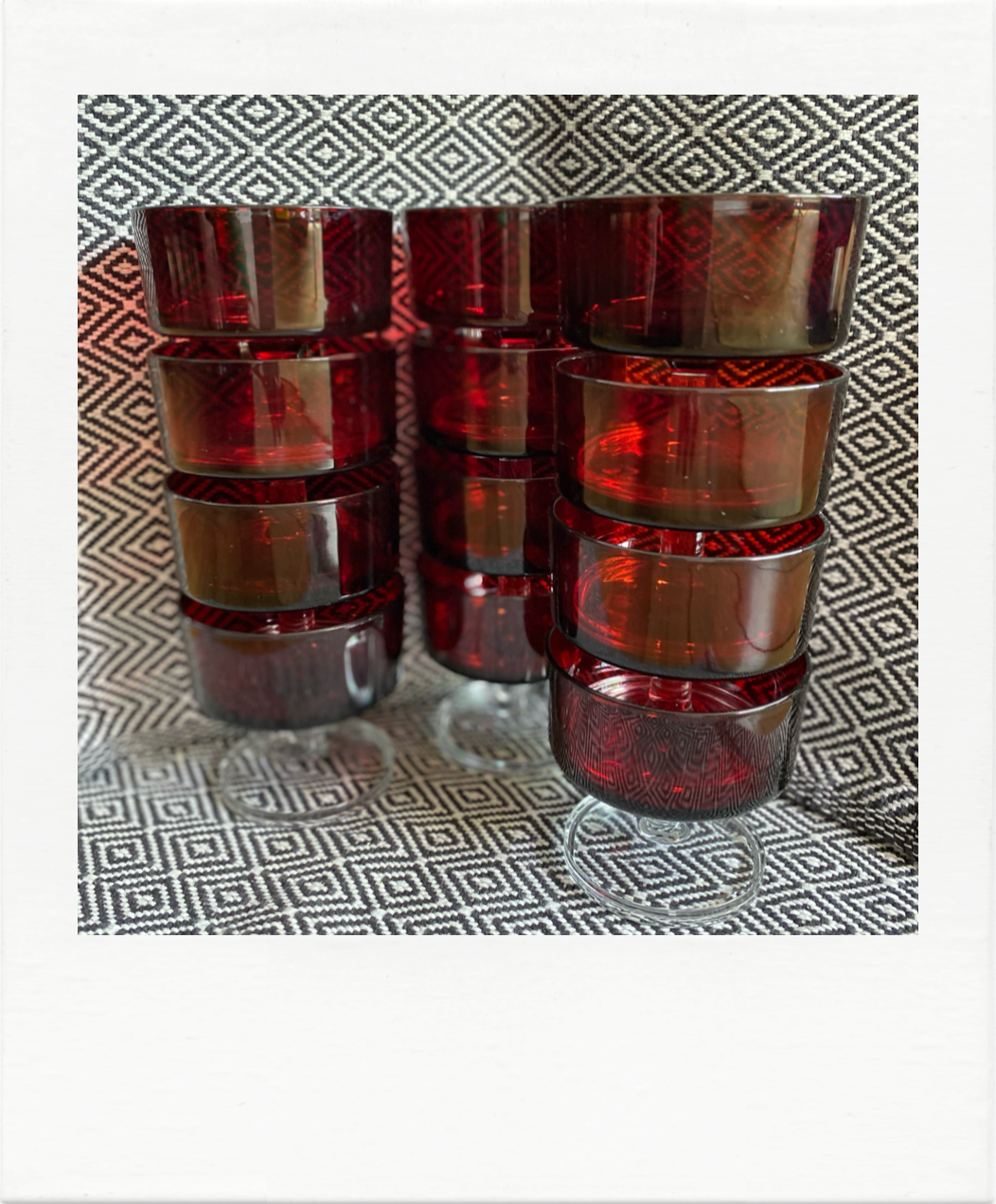 Set of 12 glasses with arcoroc foot BP