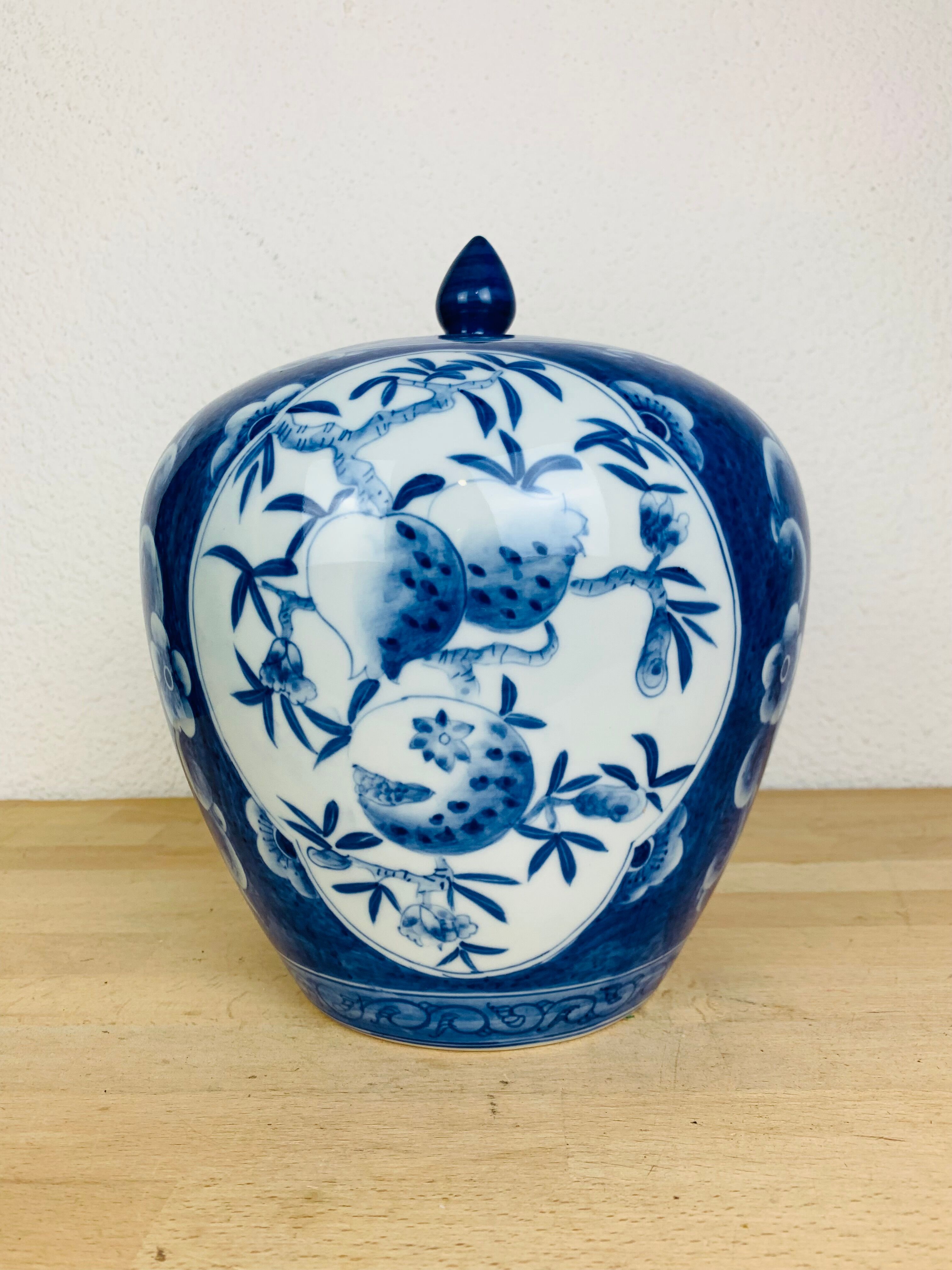 Chinese ginger pot porcelain