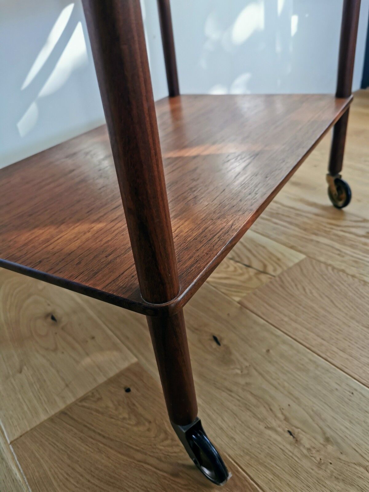 Dessert/ Scandinavian trolley teak Bowa