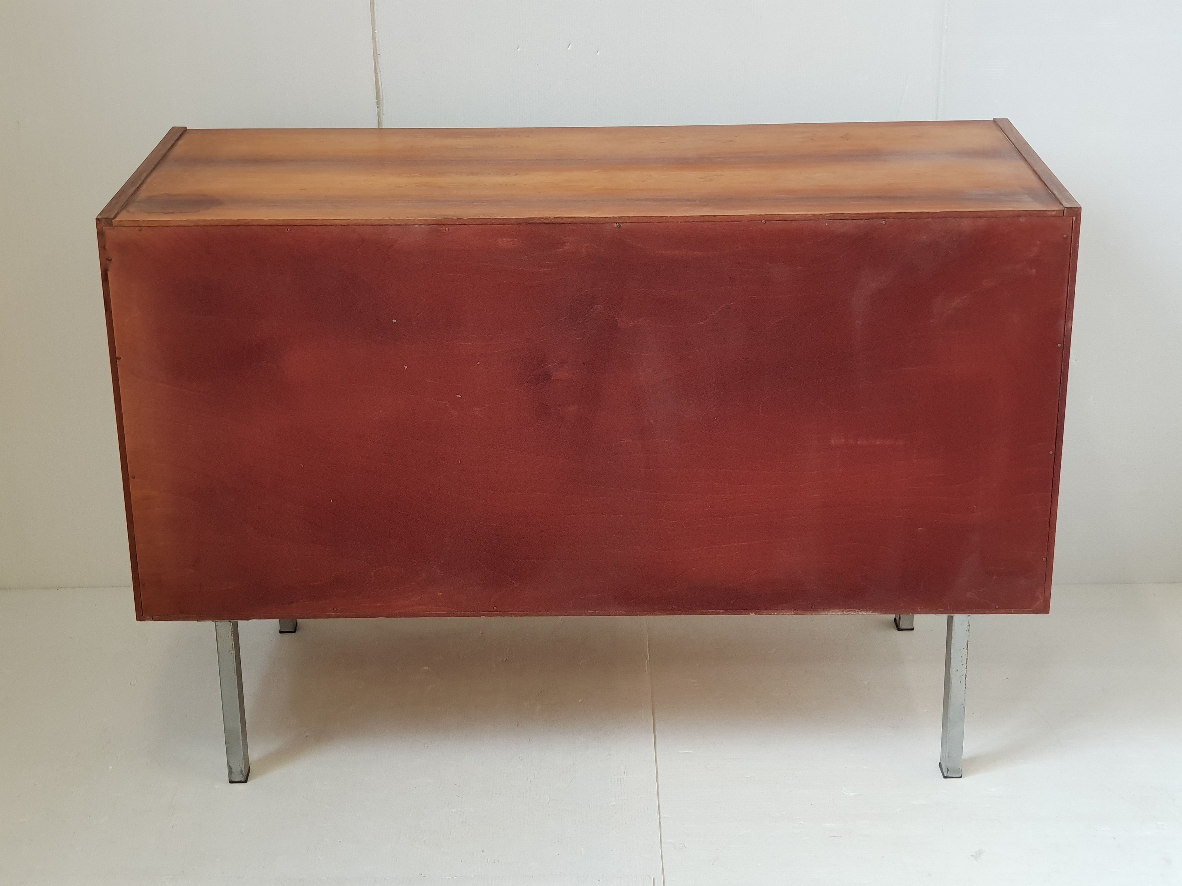 1960 chest of drawers