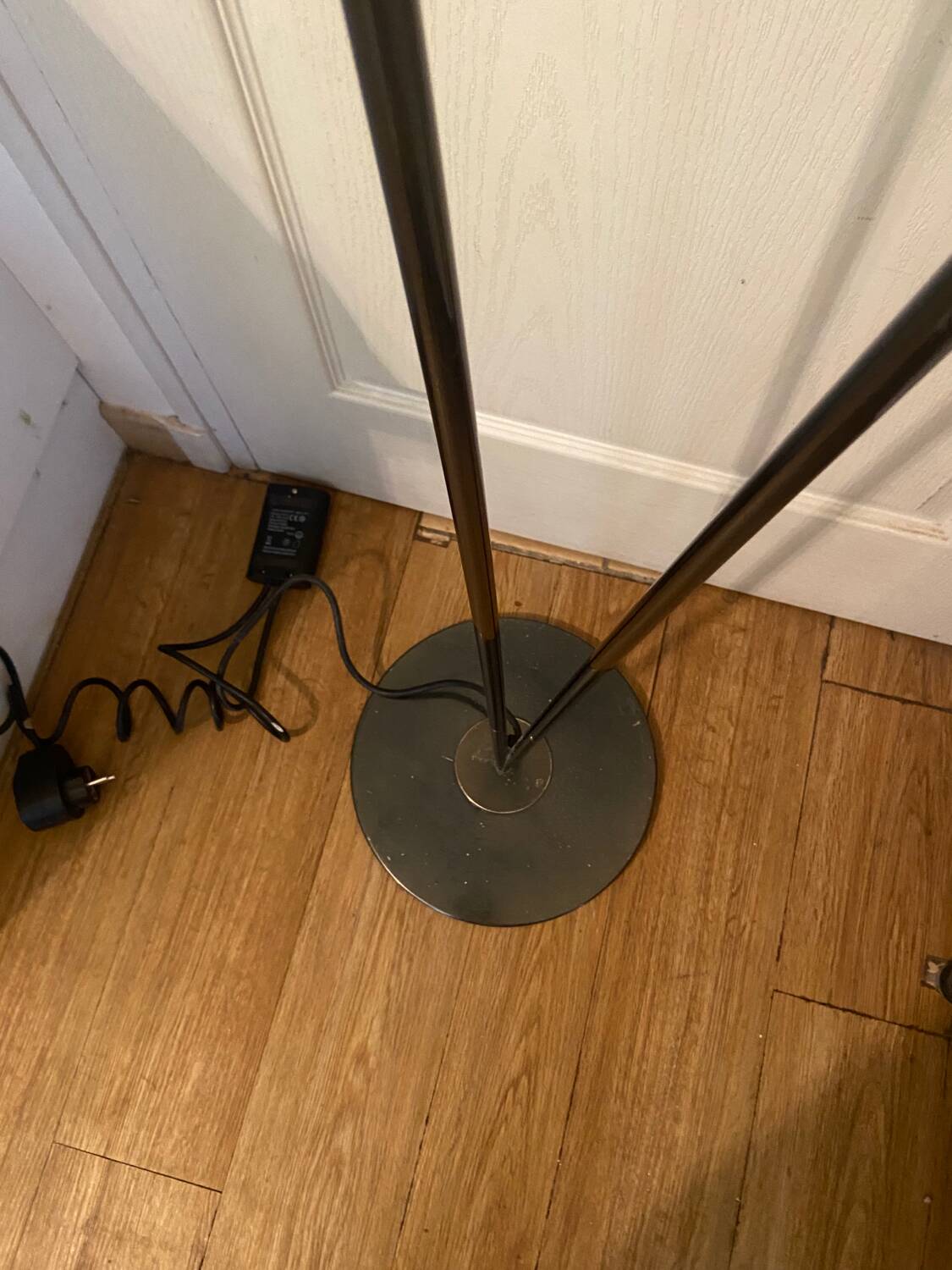 Victory floor lamp by Artoff for Lumen Center Italia