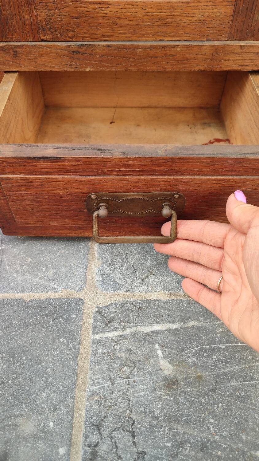 Petite armoire vitrée en chêne