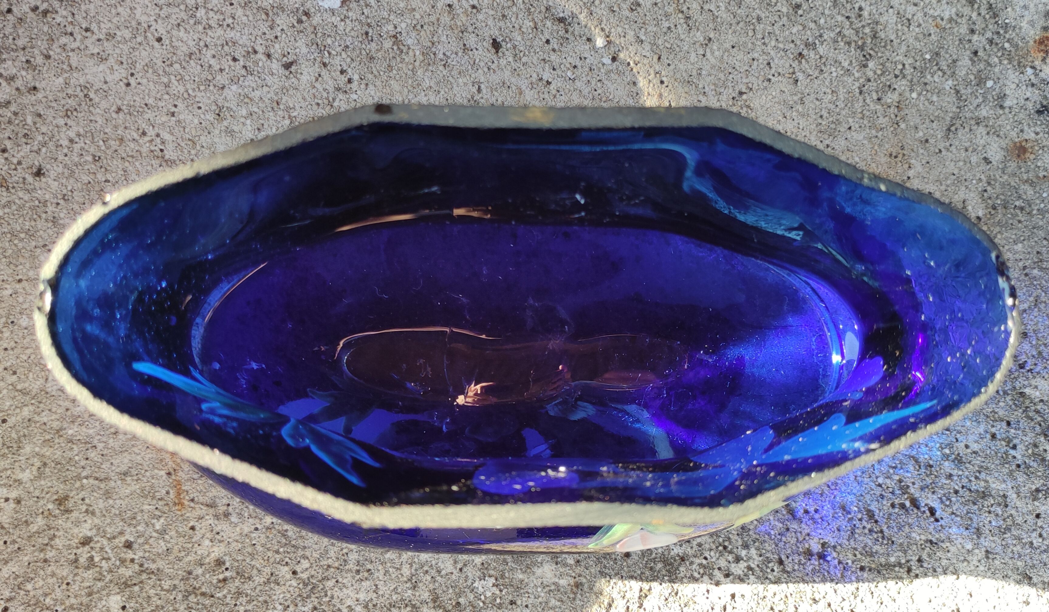 Old planter enamelled floral decoration