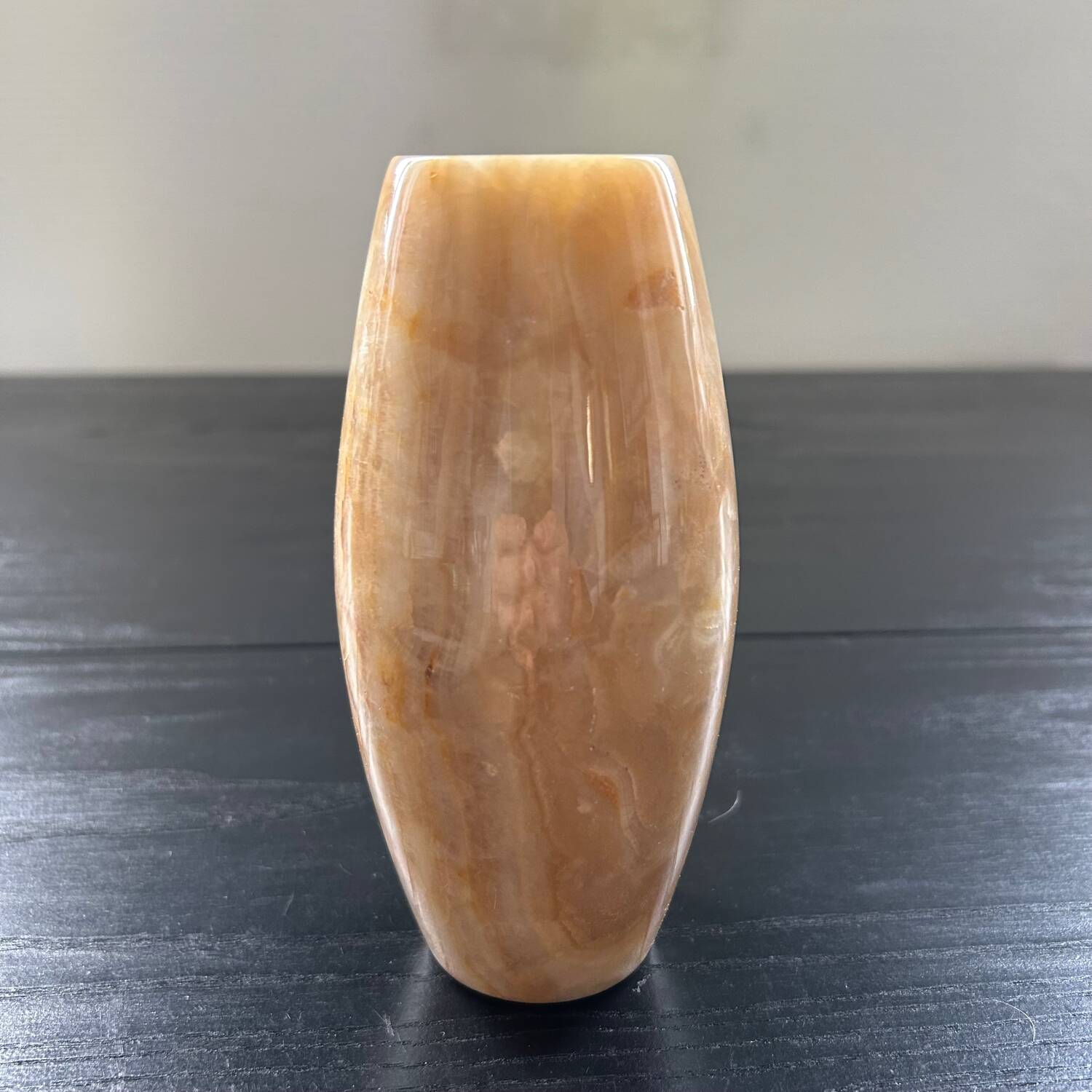 Oblong onyx vase