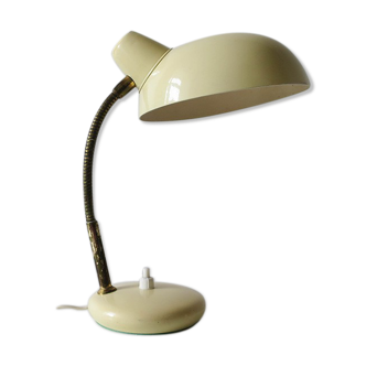 Desk lamp