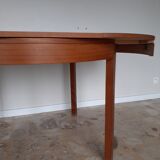 Round table