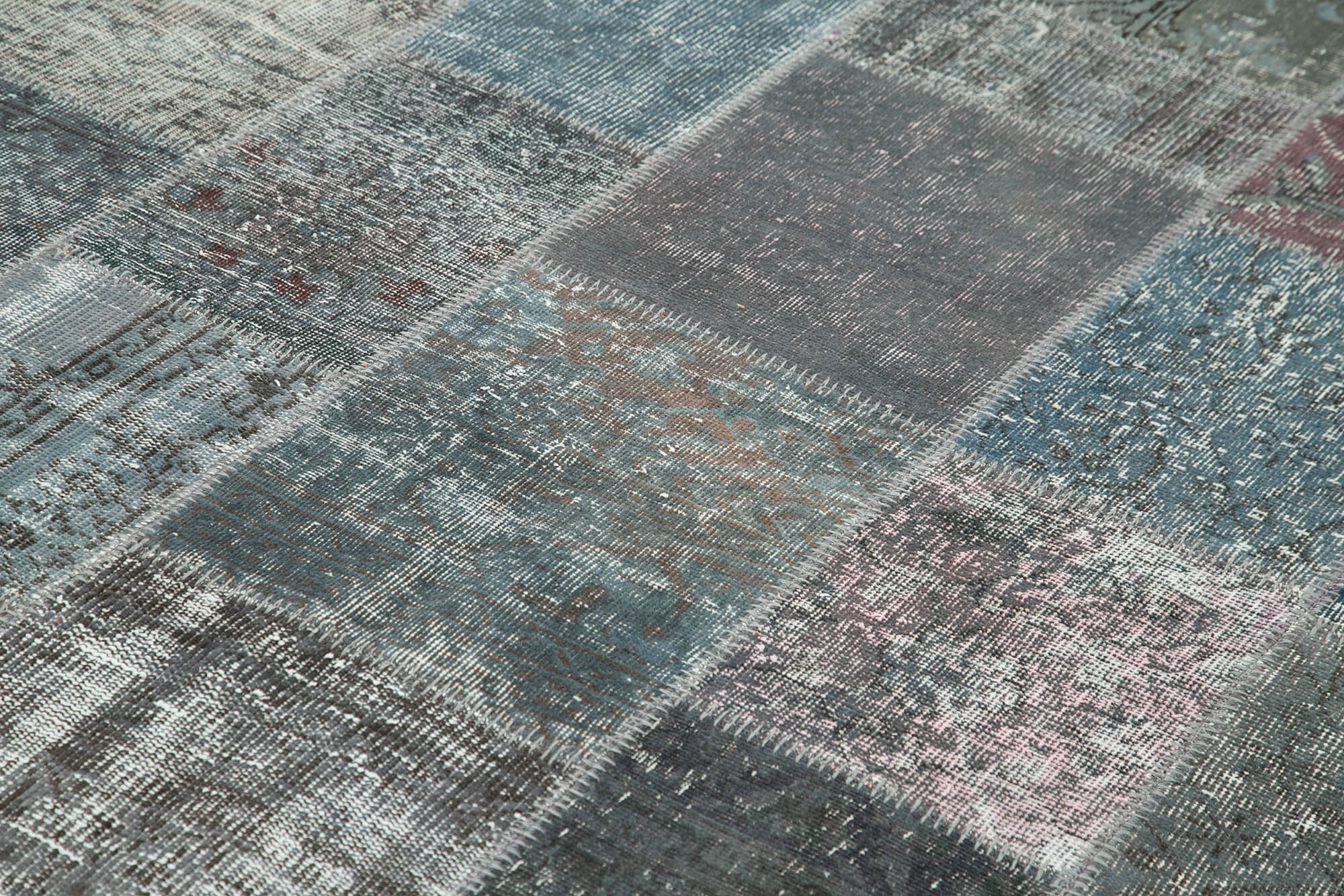 Hand-knotted oriental overdyed 197 cm x 300 cm grey patchwork carpet