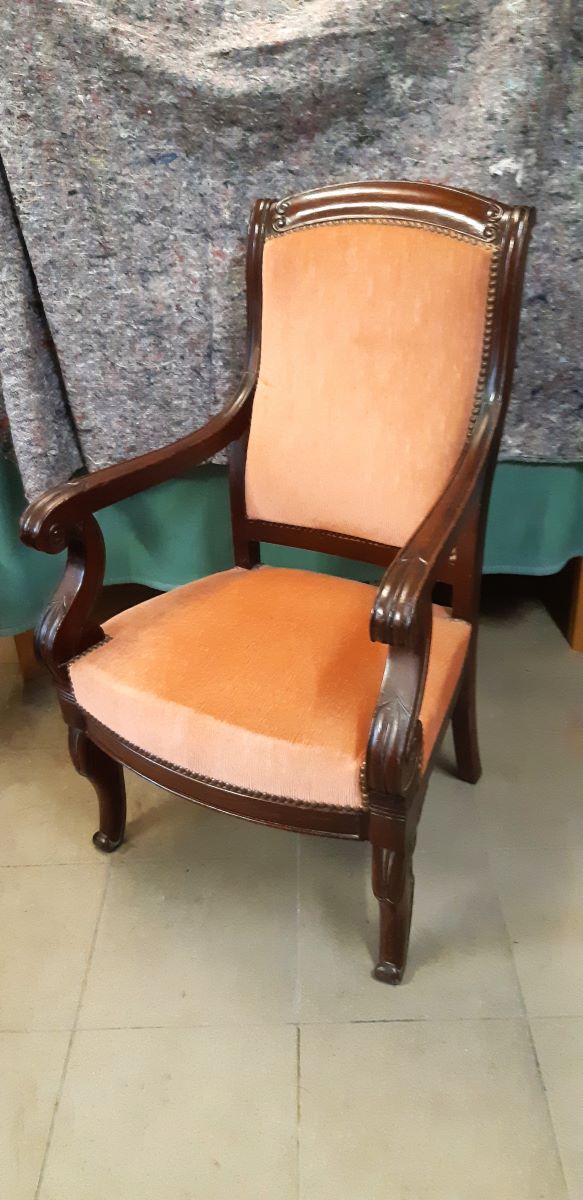 Louis Philippe armchair in solid mahogany