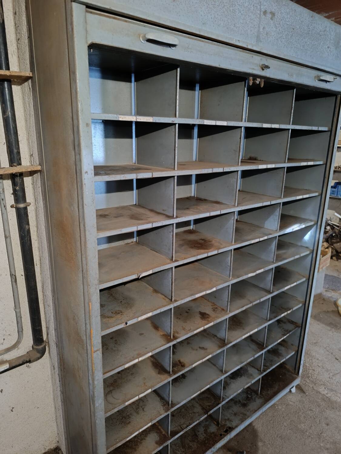 Industrial metal cabinet