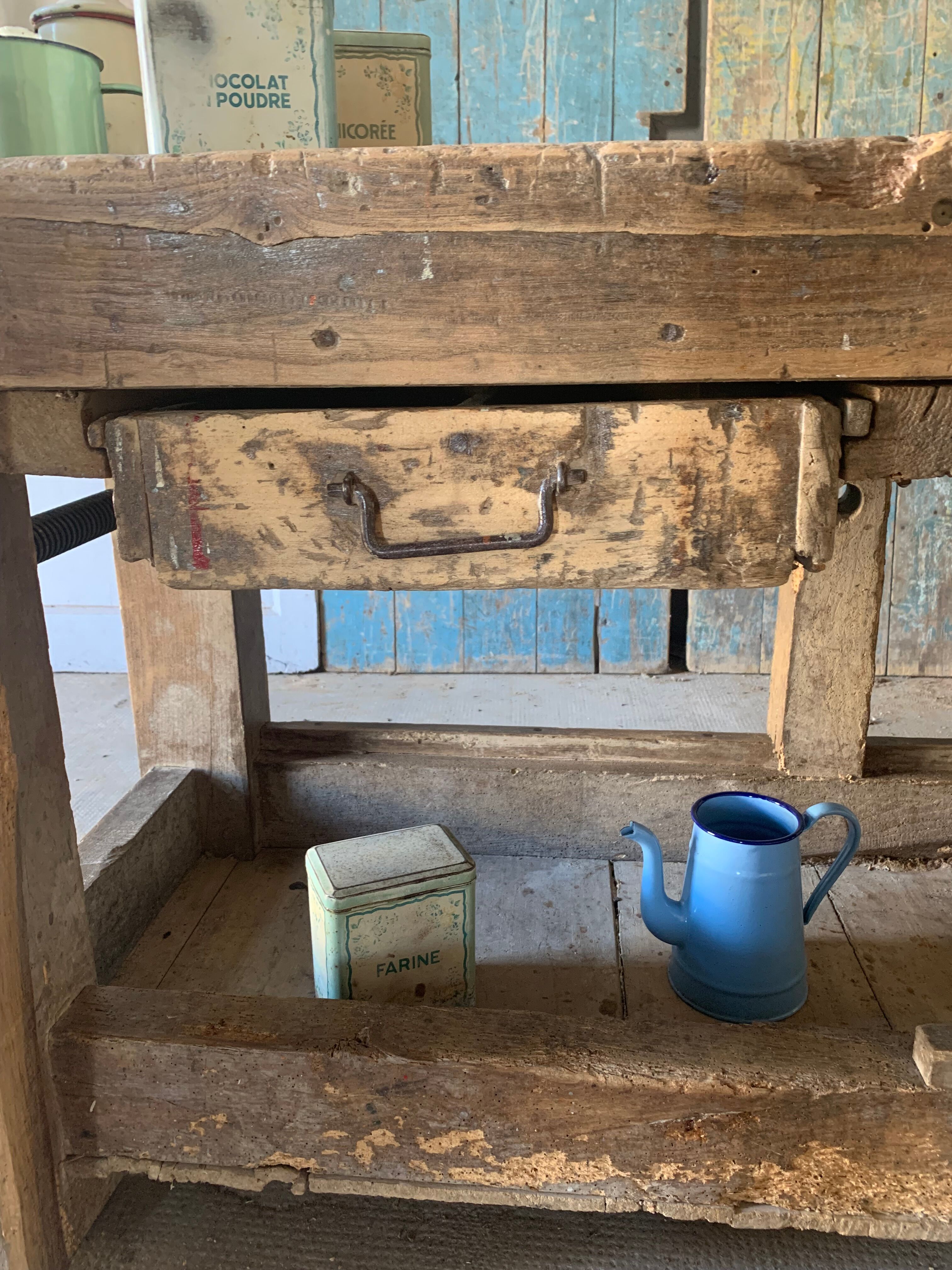 Carpenter's establishment