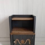 Bedside table / Side table