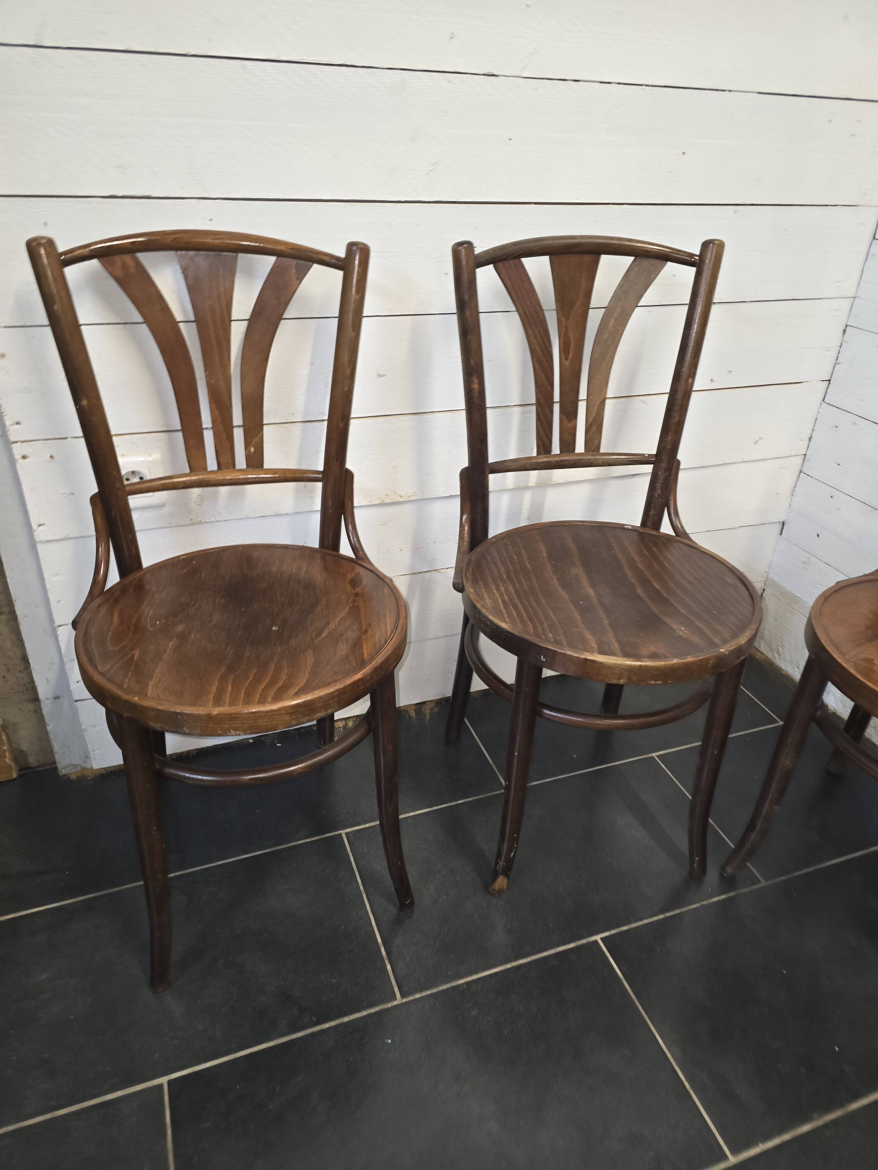 4 bentwood bistro chairs